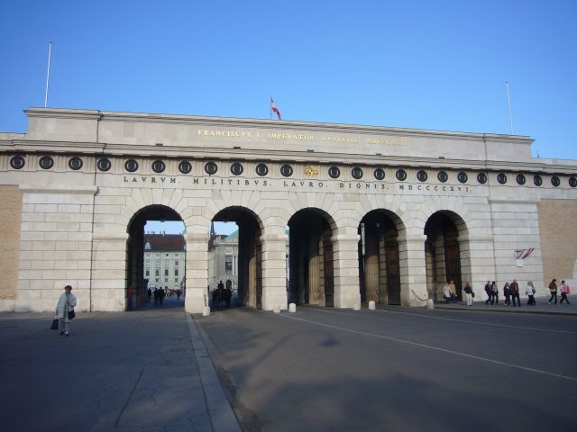 IMG_0129_640.jpg(74437 byte)