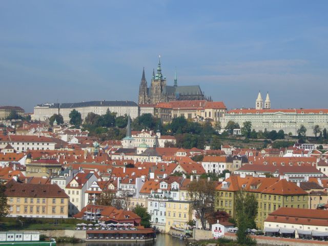 P1010157_640.jpg(61630 byte)