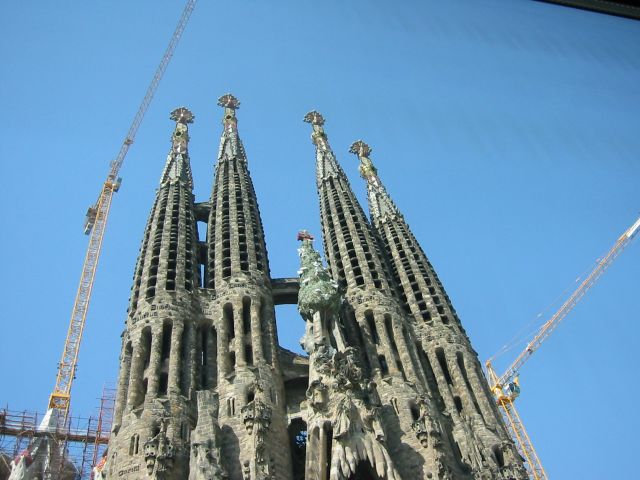 100-0001_IMG0_640.jpg(54795 byte)