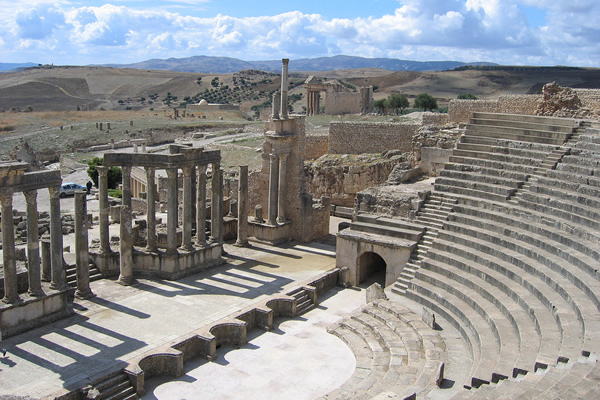 tunisia03.jpg(149206 byte)